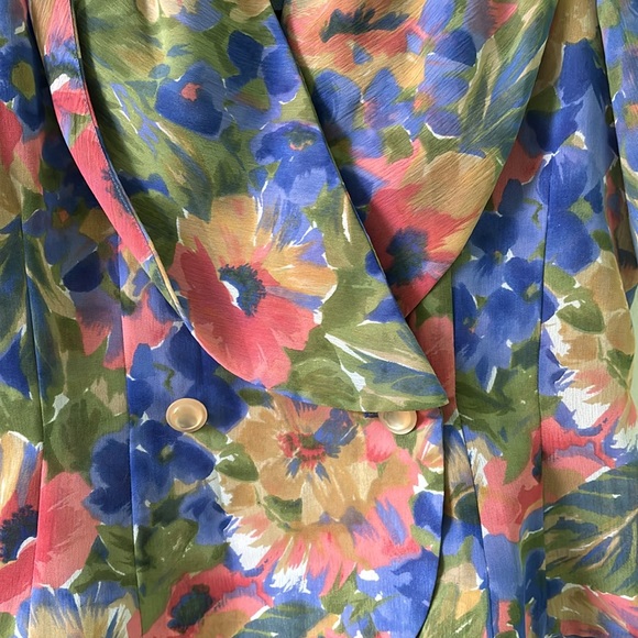 Leslie Fay colorful skirt & top - Picture 3 of 5